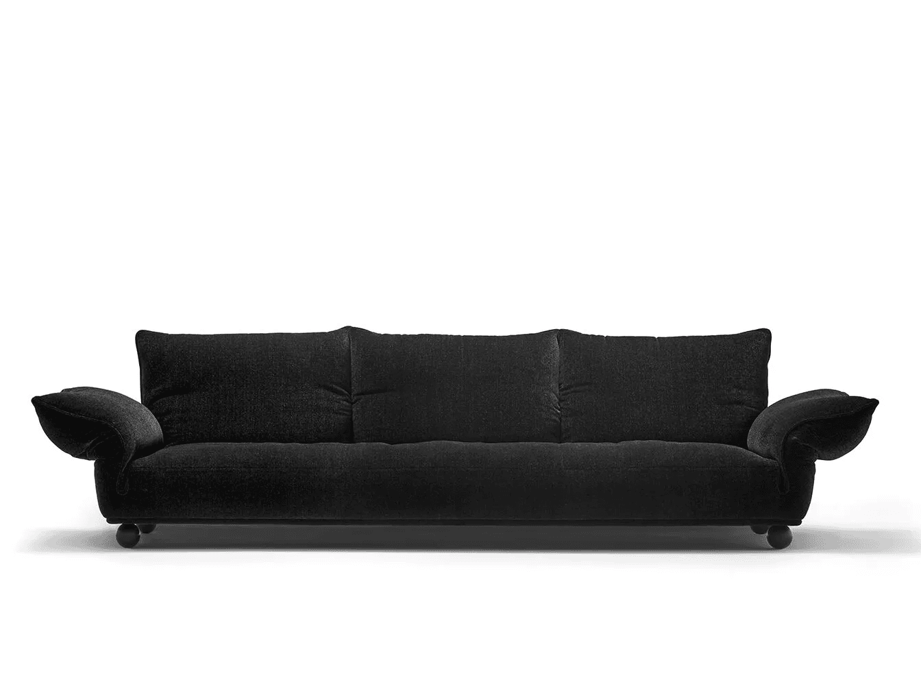 Titus Chair